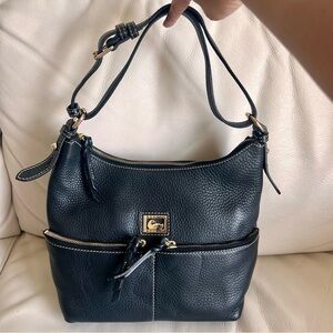 Dooney & Bourke Black Pebbled Leather Hobo Shoulder Hand Bag Zippered Pockets